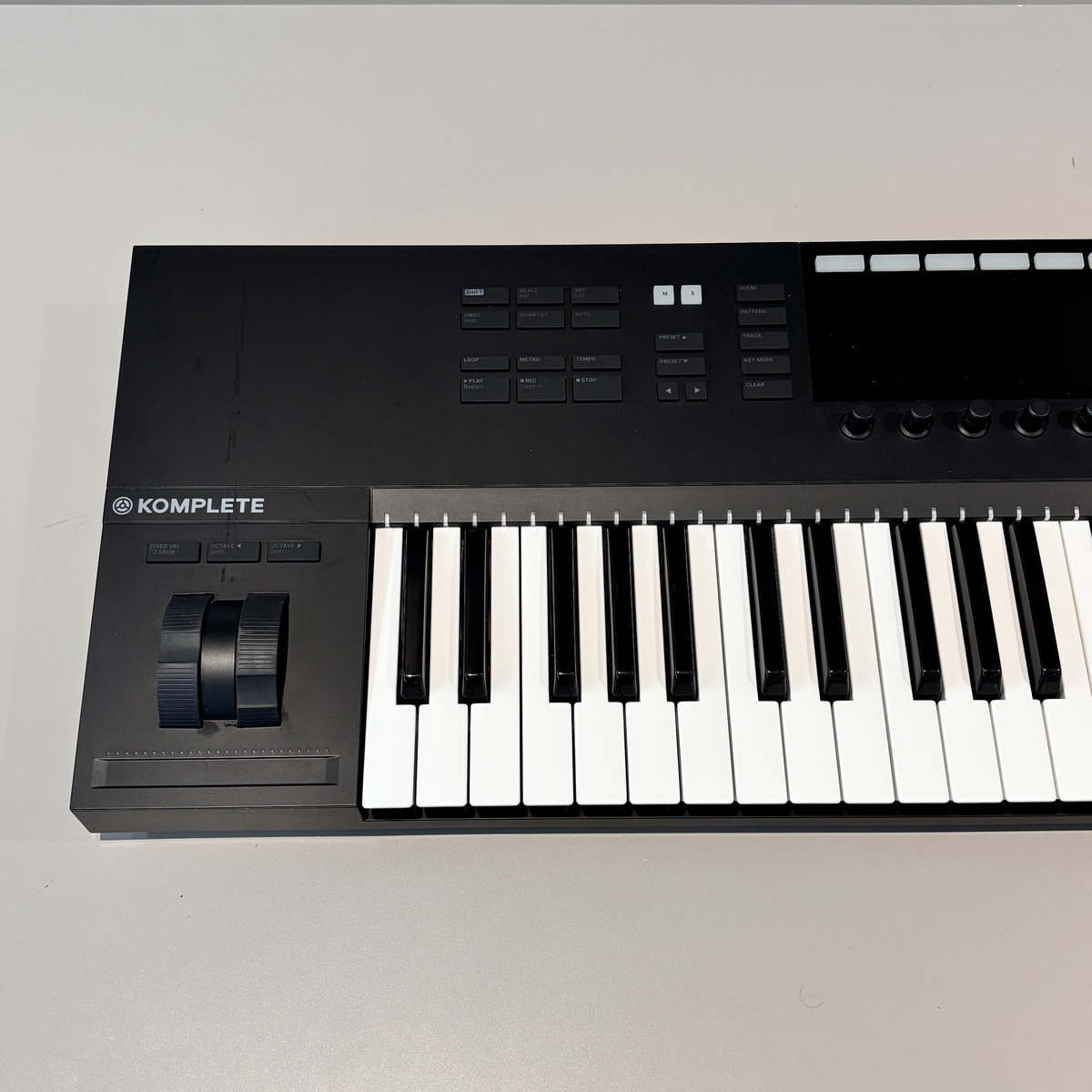 KOMPLETE KONTROL A49