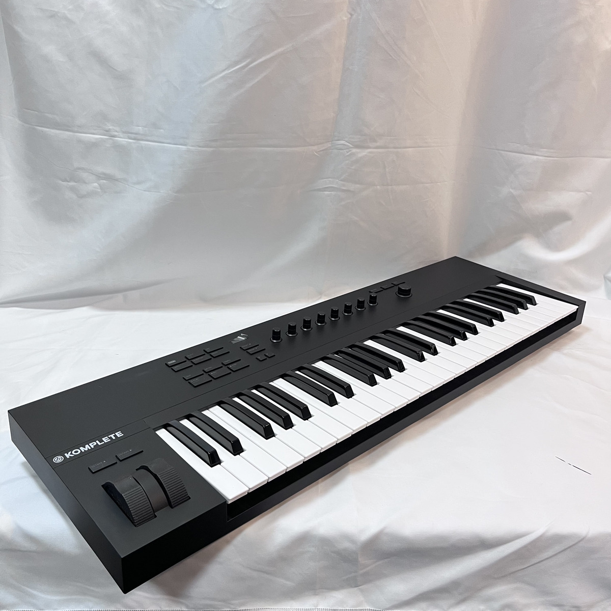 KOMPLETE KONTROL A49