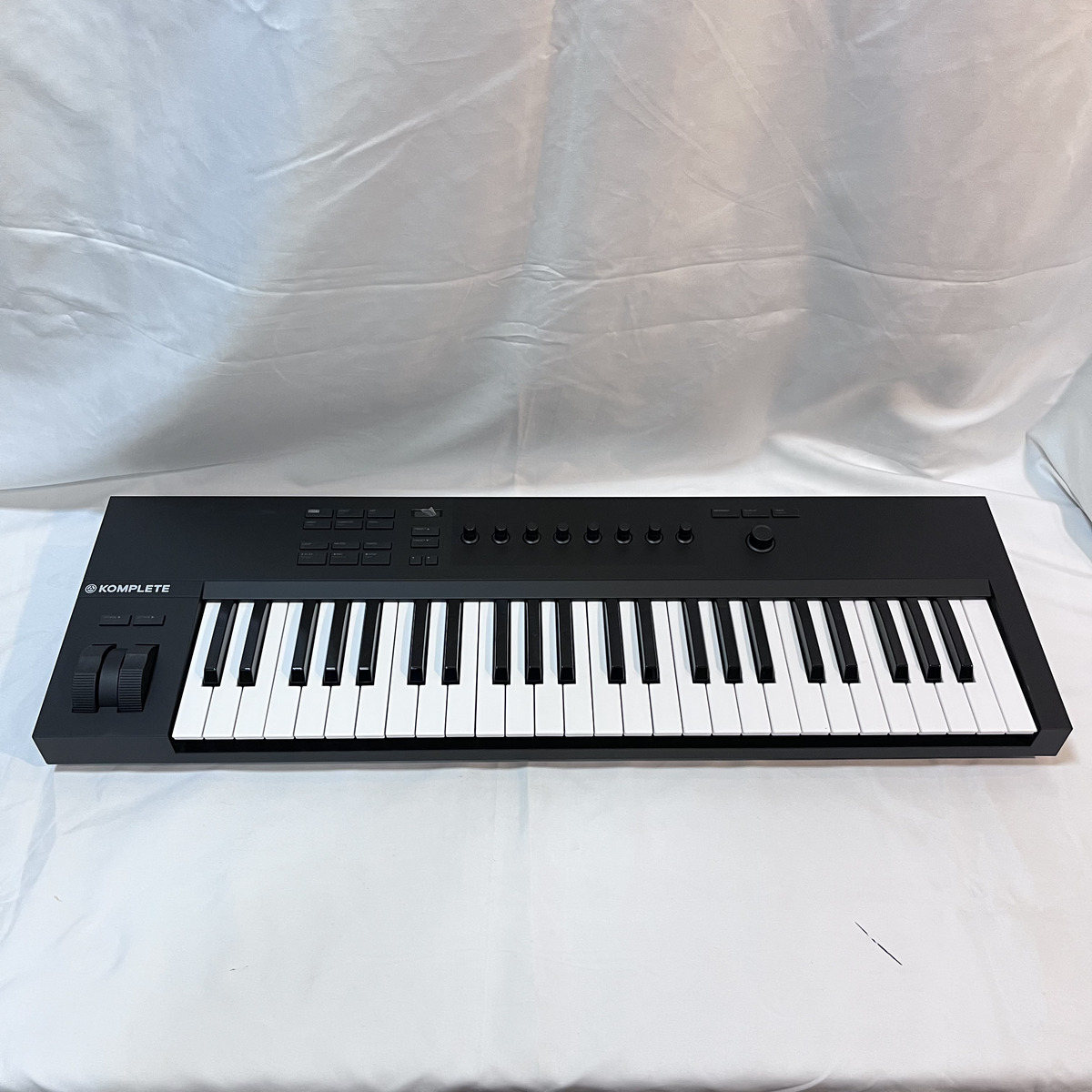 KOMPLETE KONTROL A49