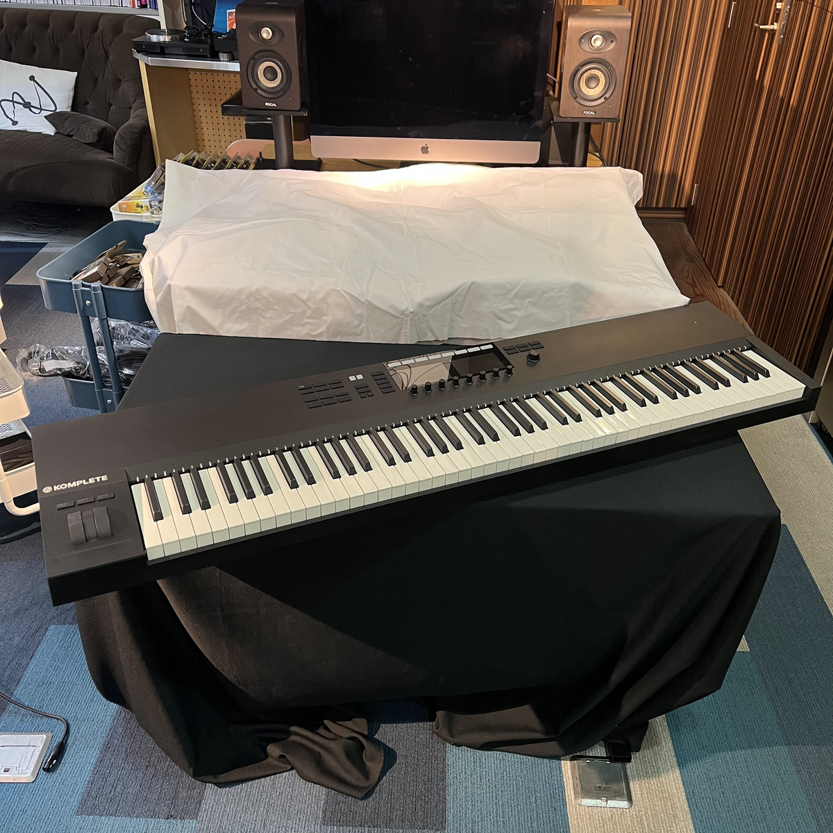 KOMPLETE KONTROL S88 MK2