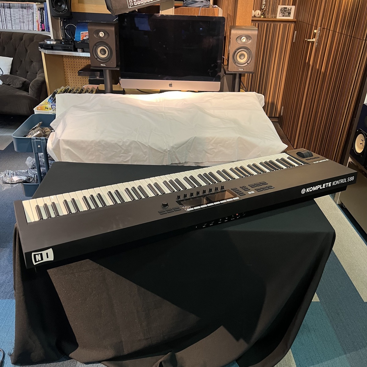 KOMPLETE KONTROL S88 MK2