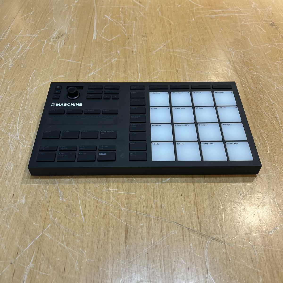 MASCHINE MIKRO MK3
