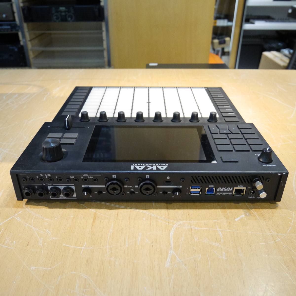 限定お値下げ】AKAI Professional APC64