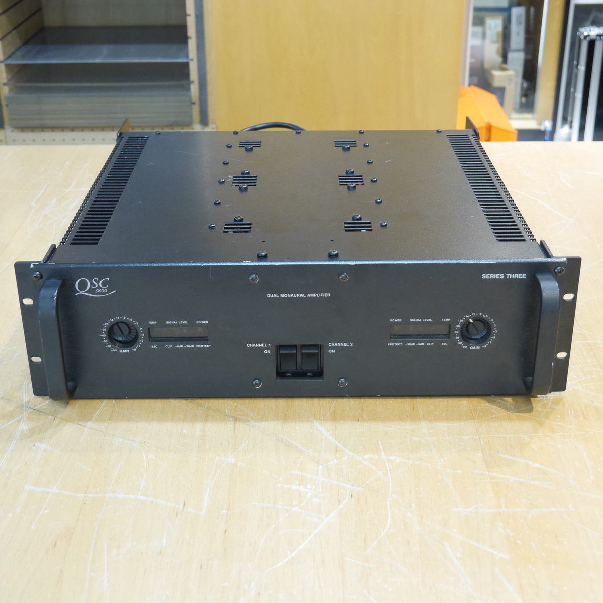 MODEL 3800