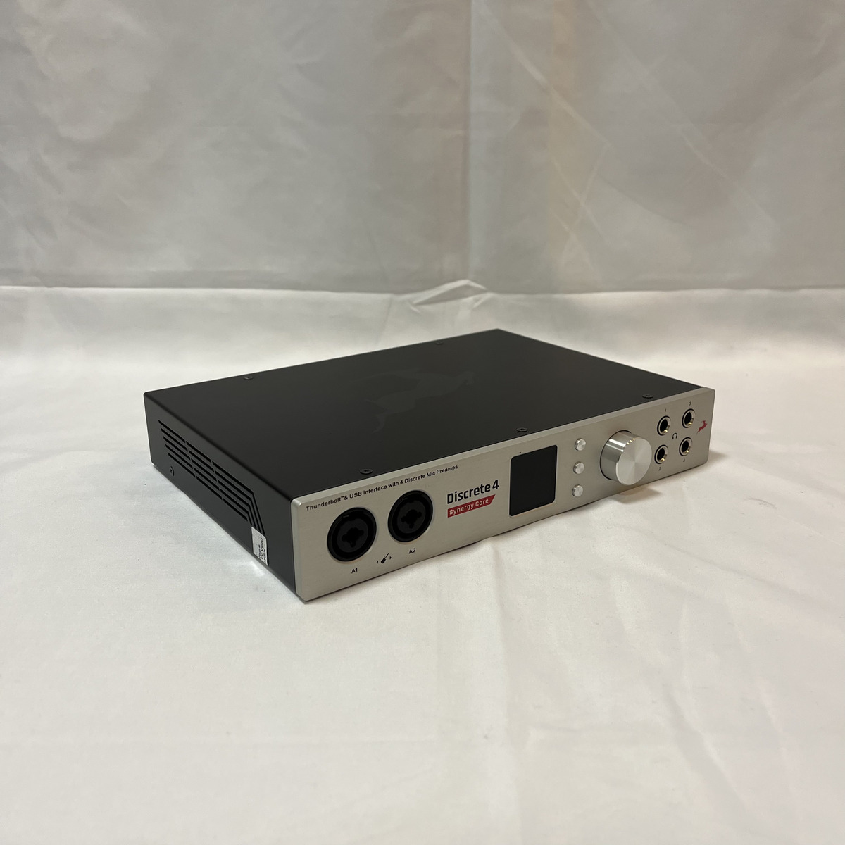 Discrete 4 Synergy Core