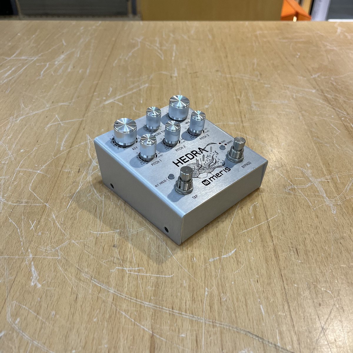 Hedra Pedal 店頭展示機