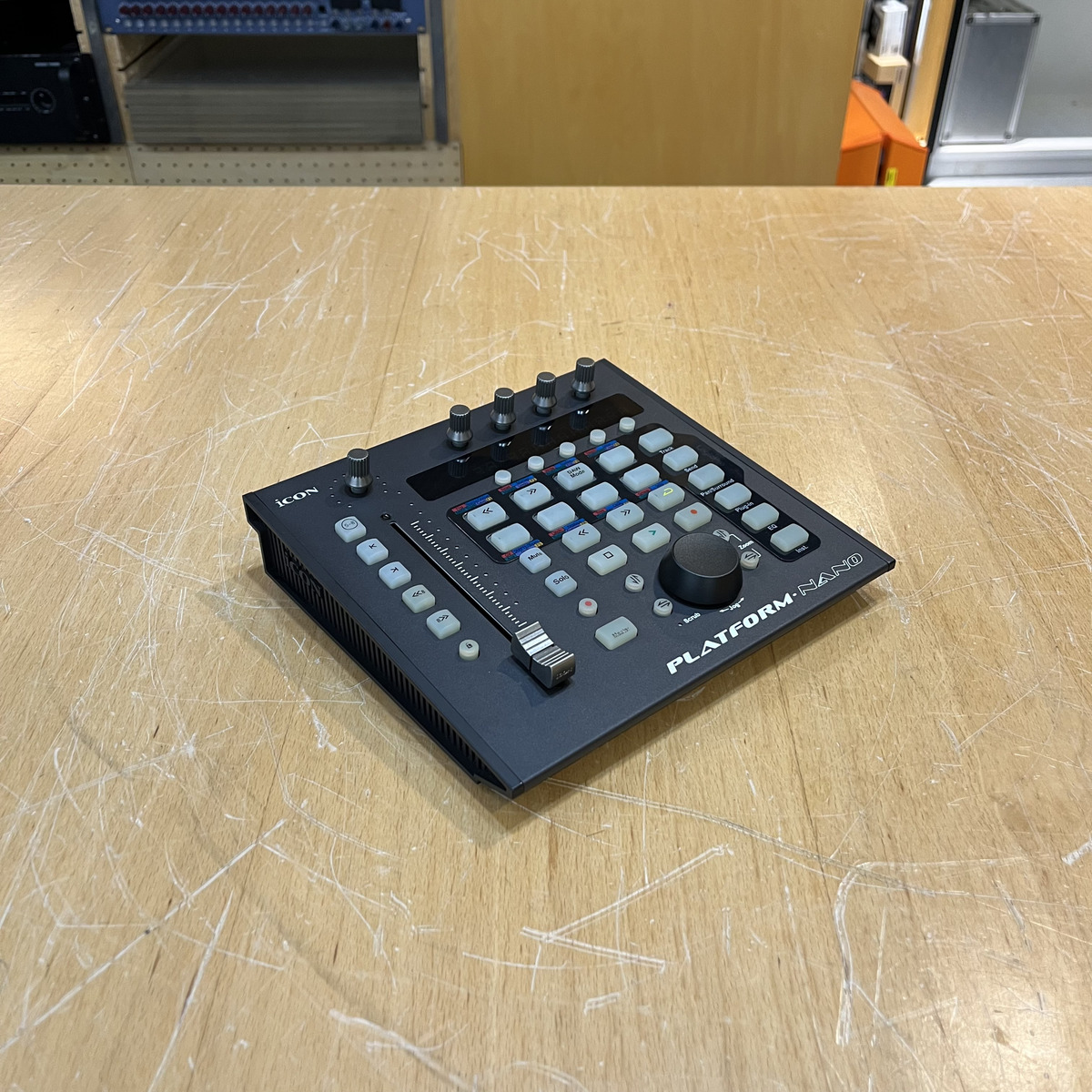 PLATFORM NANO / D3