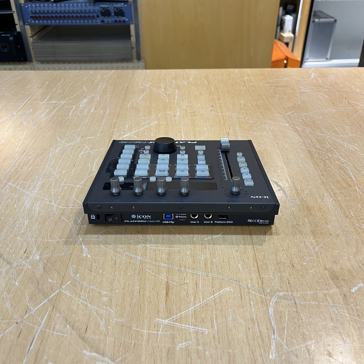PLATFORM NANO / D3