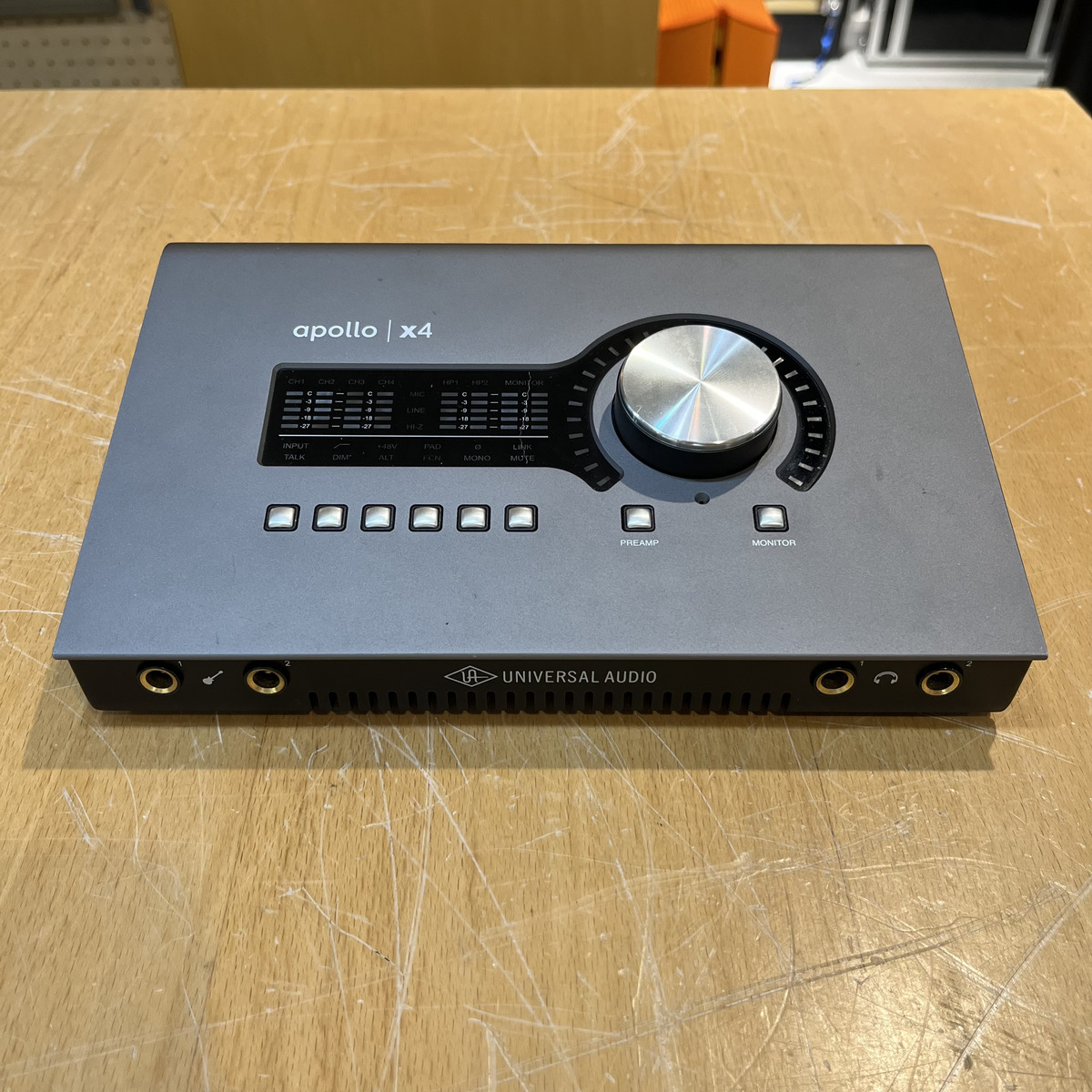 jimi　ユニバーサルオーディオ　Apollo X4 Universal Audio Apollo x4 Gen 2 Essentials+ Thunderbolt