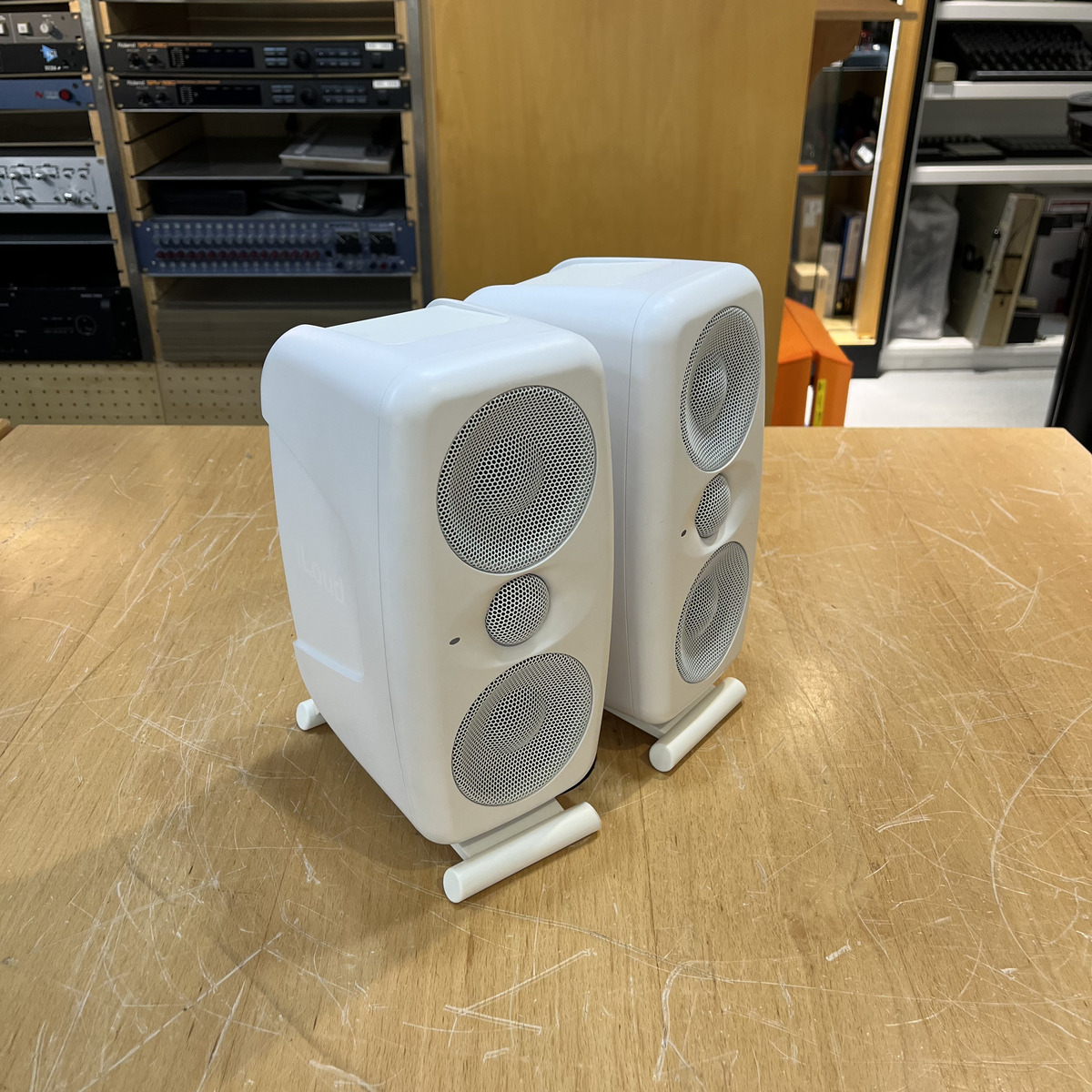 iLoud MTM White （Pair）
