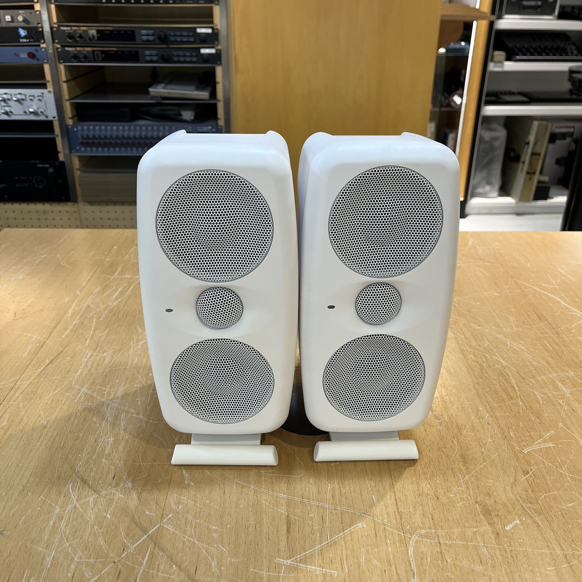 iLoud MTM White （Pair）