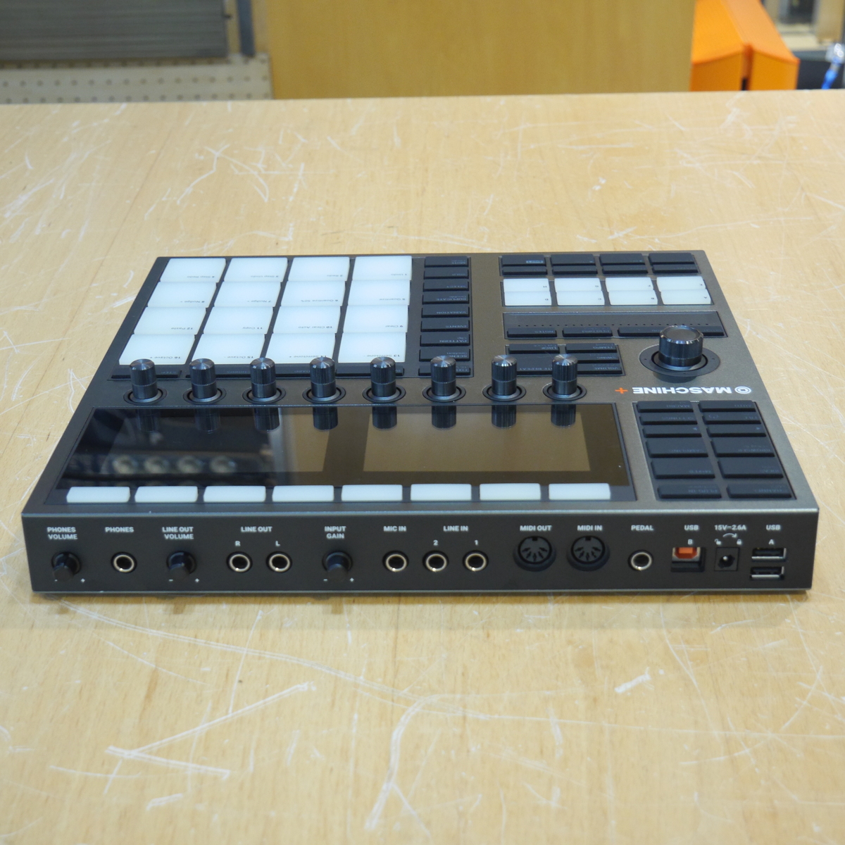 MASCHINE+