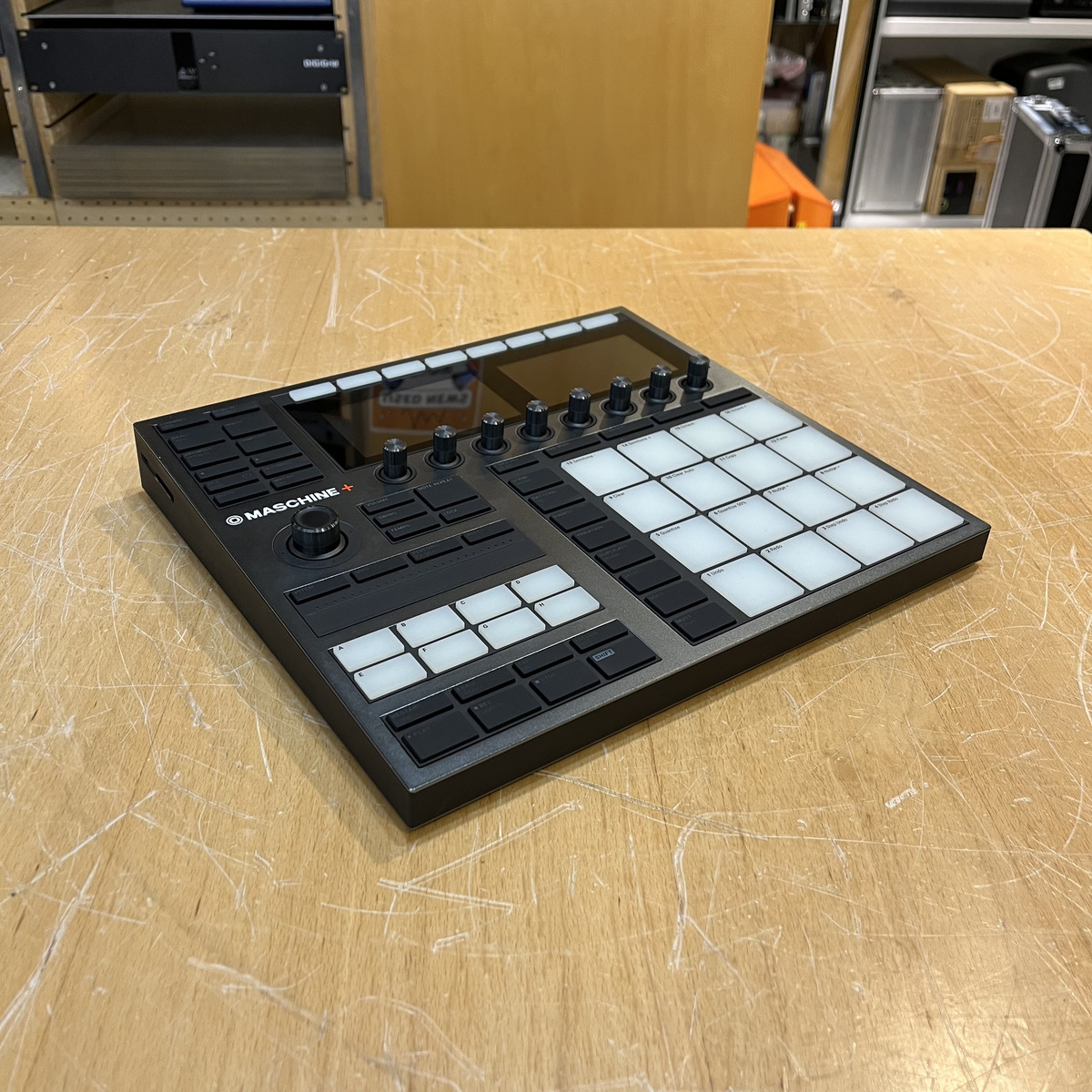 MASCHINE+
