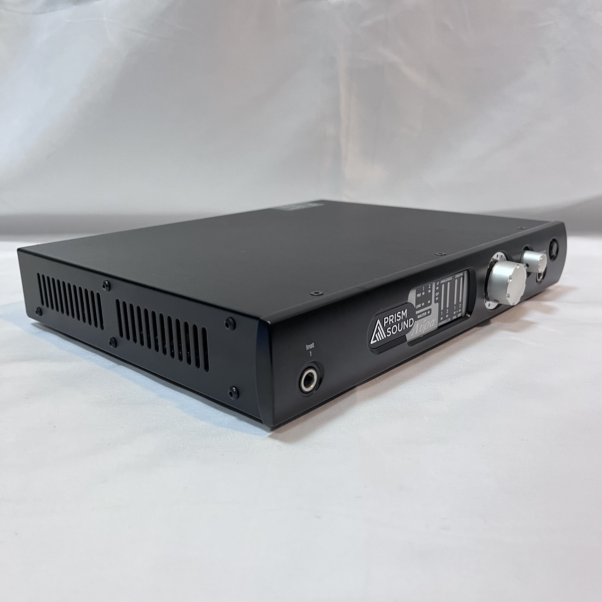 Lyra1 Black
