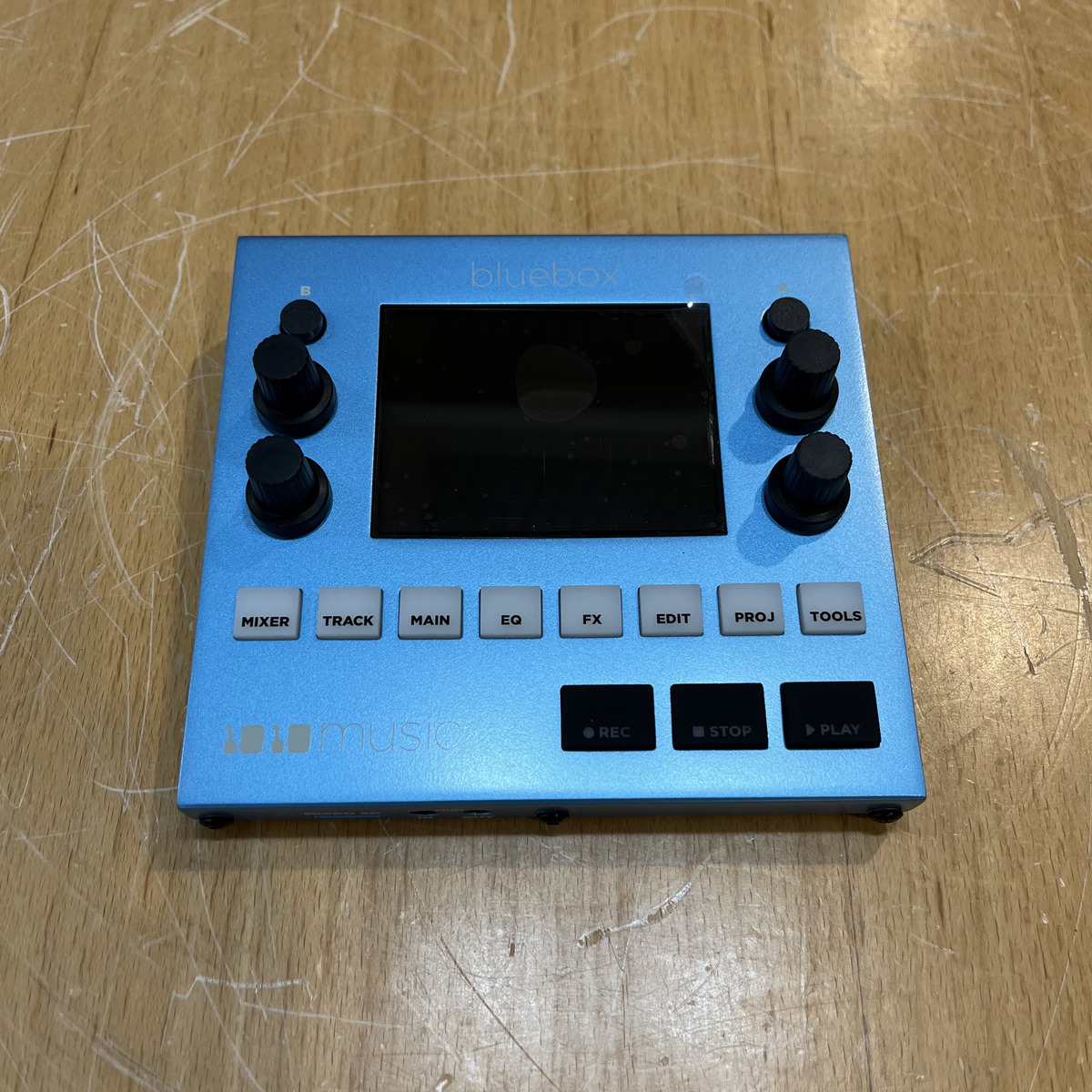 Bluebox – Compact Digital Mixer/Recorder
