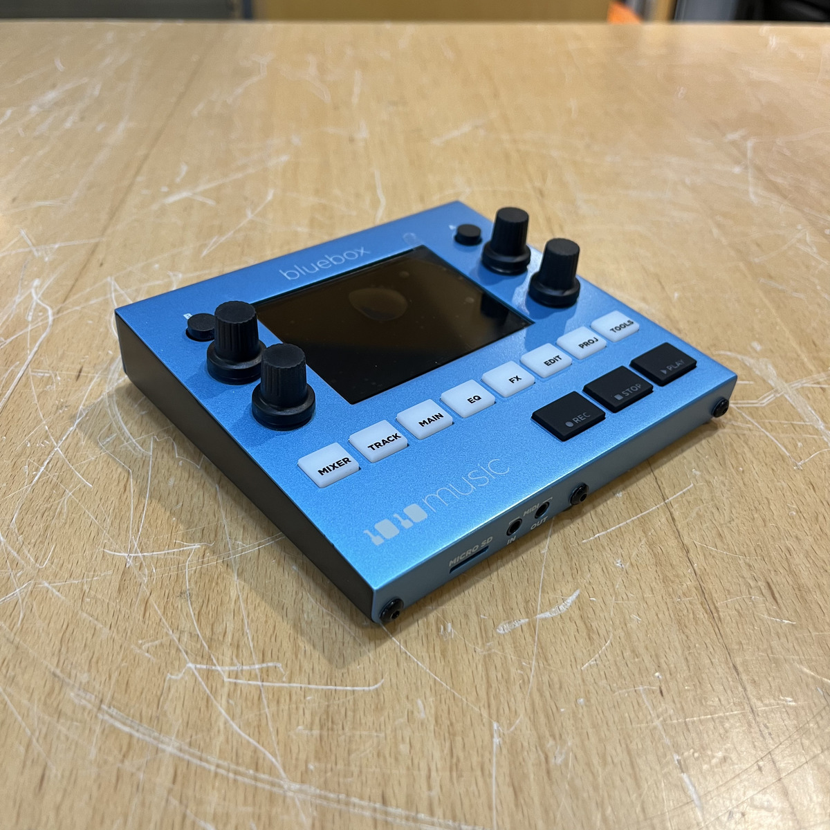 Bluebox – Compact Digital Mixer/Recorder