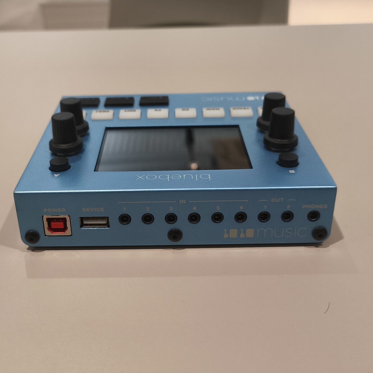 Bluebox – Compact Digital Mixer/Recorder