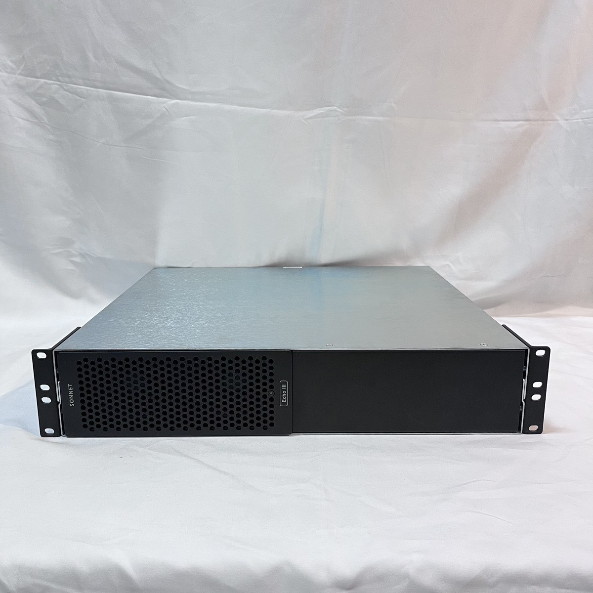 [ECHO-3R-TB3] Echo III Rackmount System