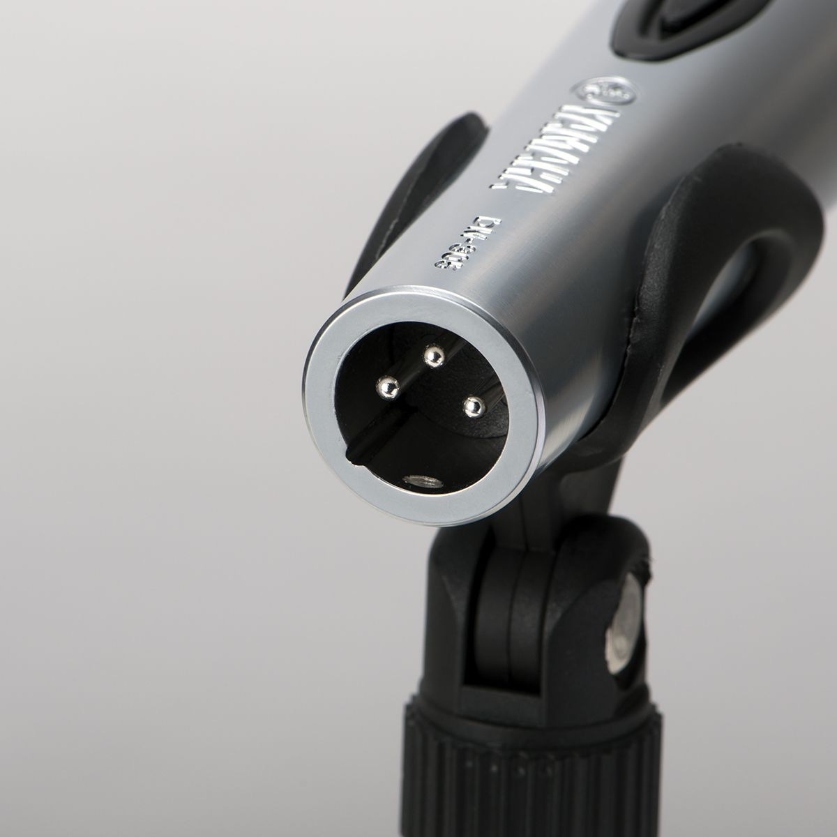 DM-305