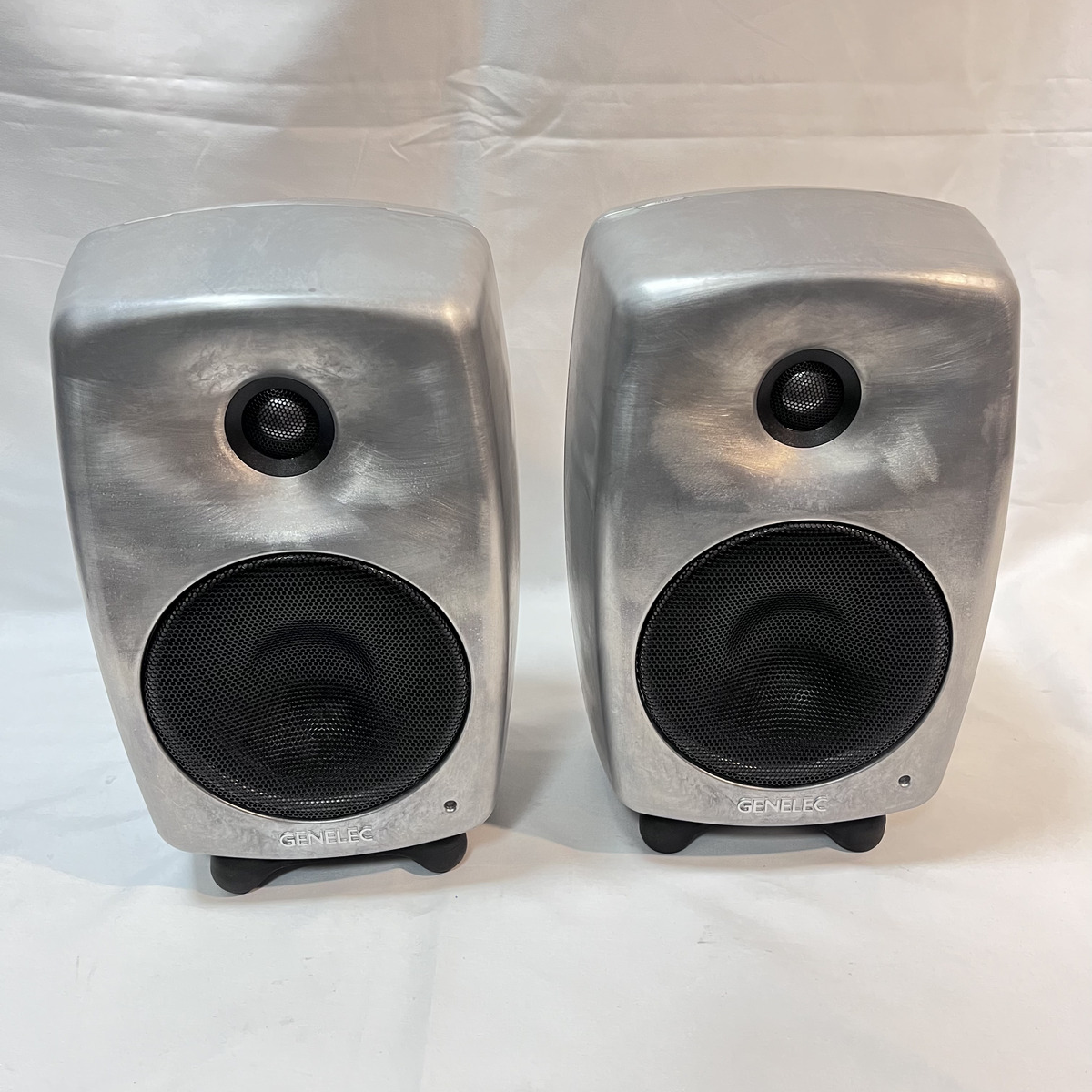G Three 1ペア (RAW)