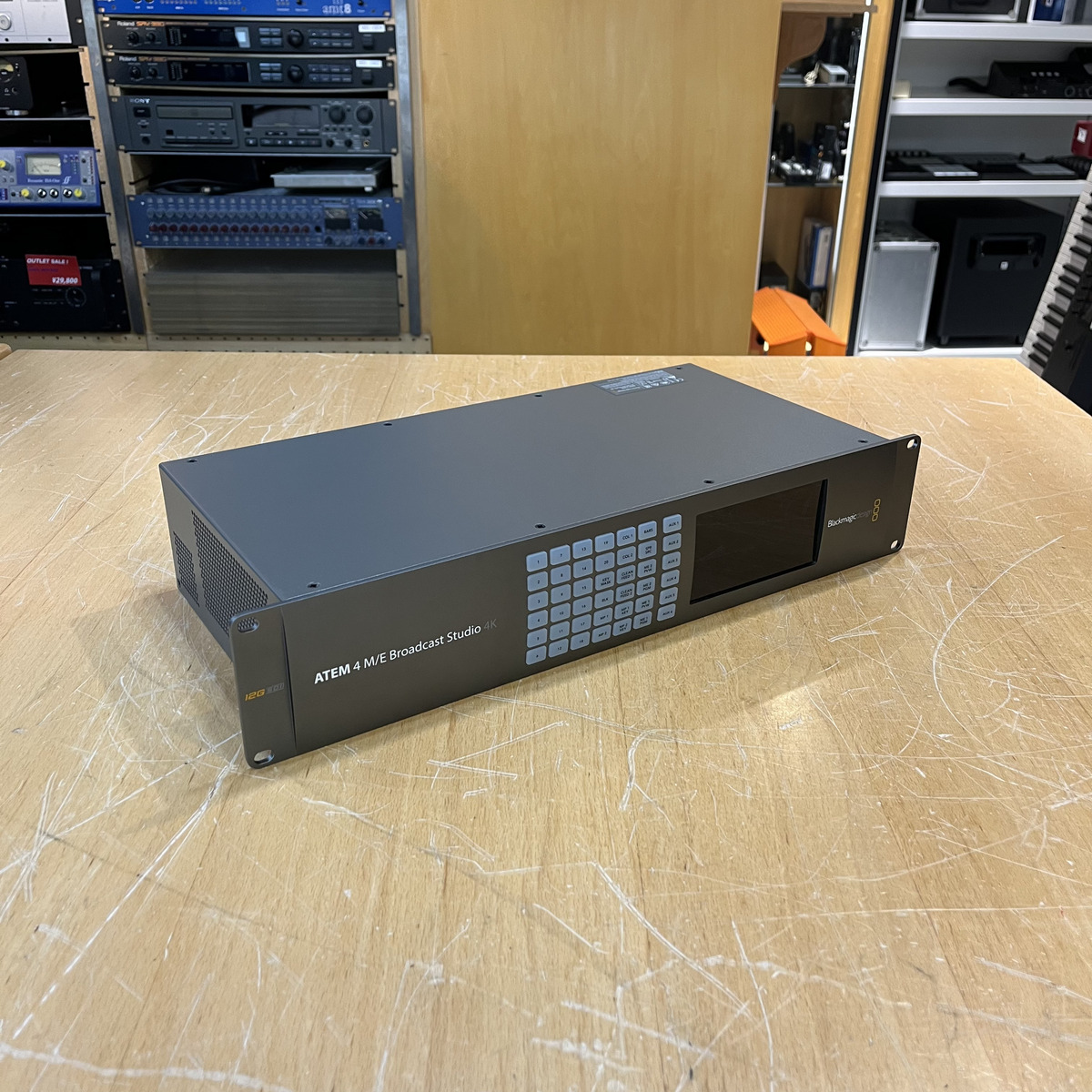 ATEM 4 M/E Broadcast Studio 4K