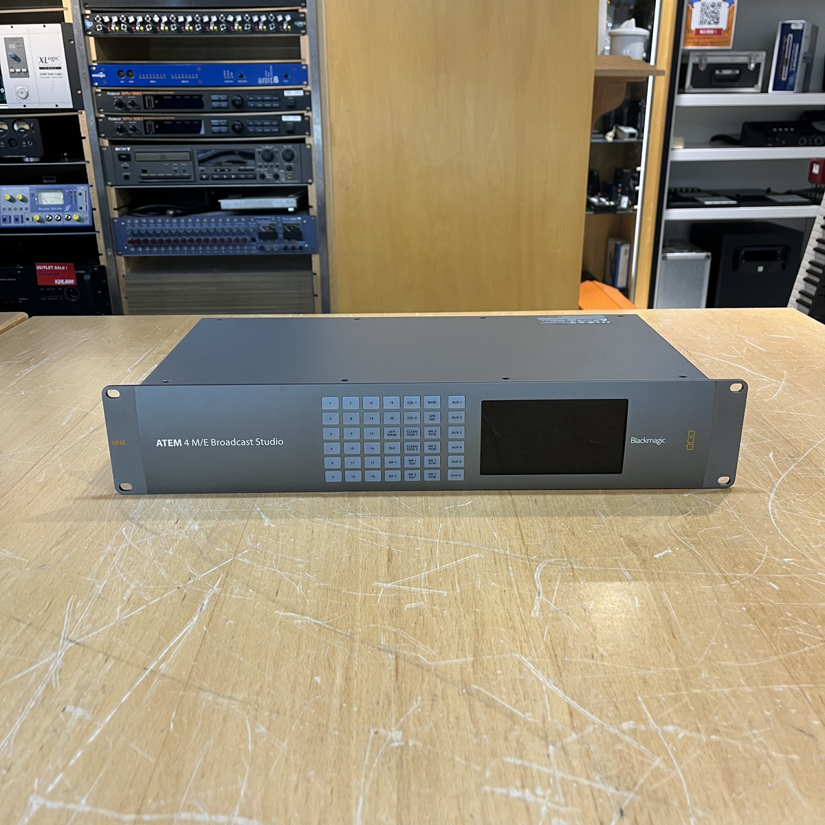ATEM 4 M/E Broadcast Studio 4K
