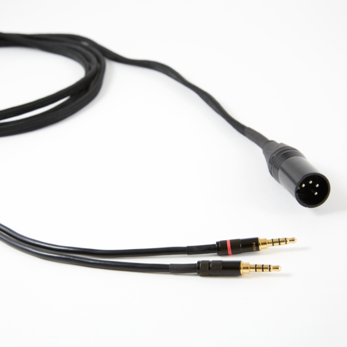 L.R to 4P XLR 3m