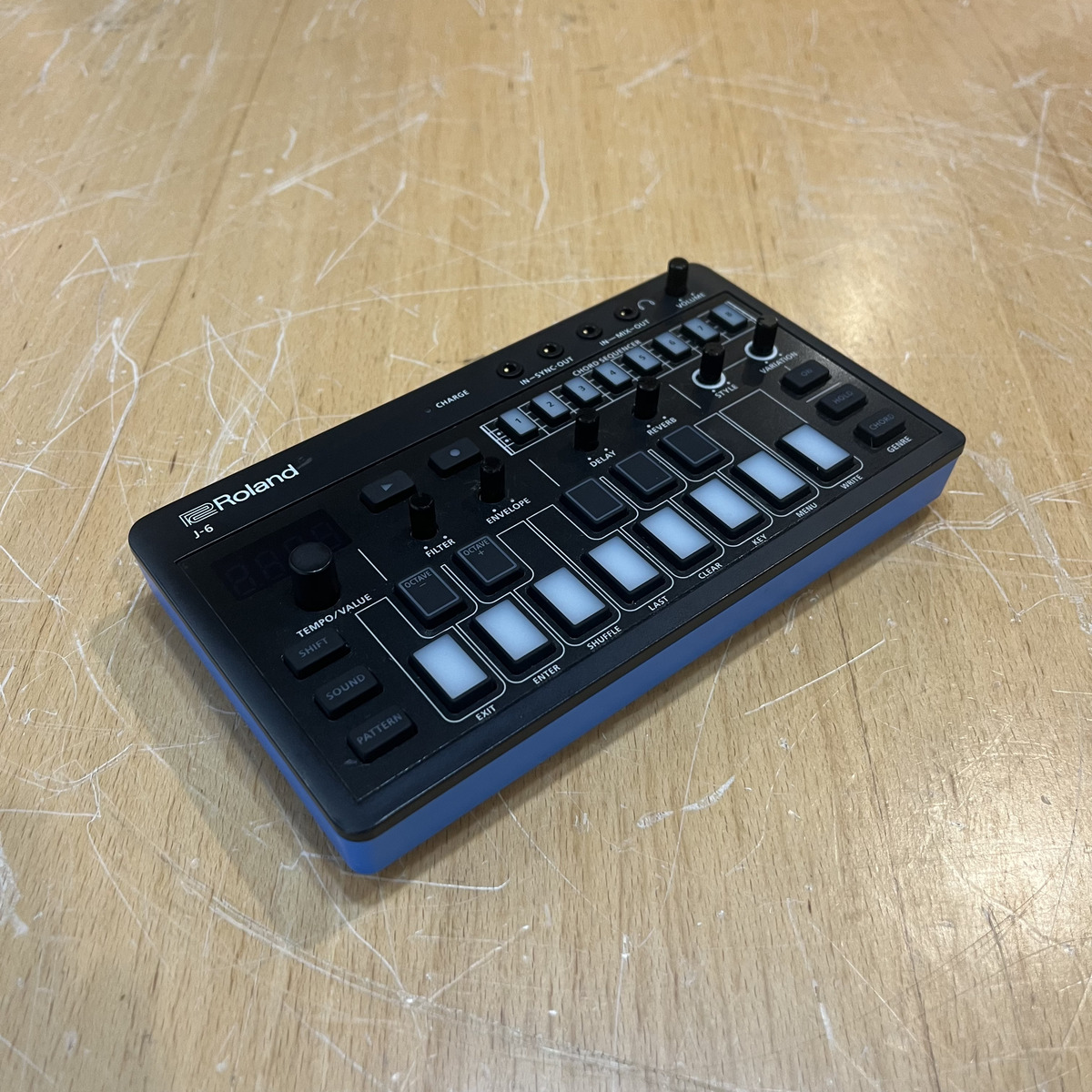 J-6 CHORD SYNTHESIZER