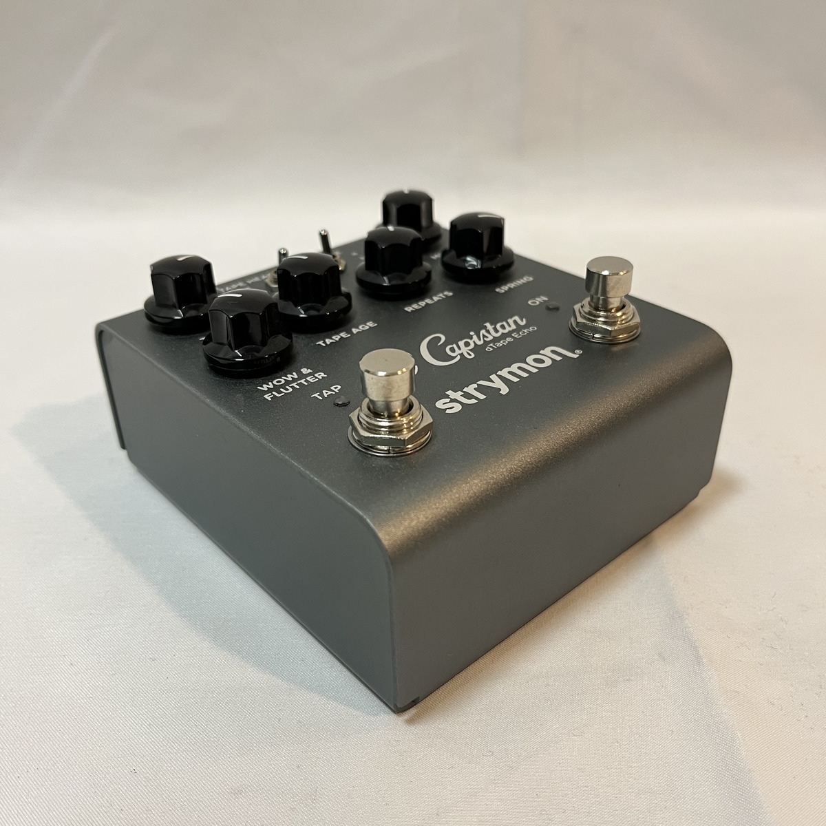 El Capistan V2 店頭展示機