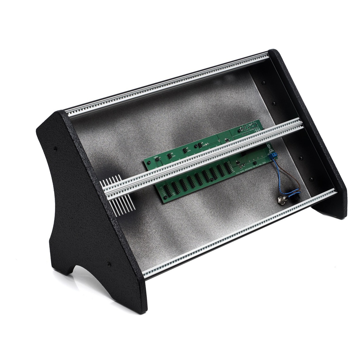 2x84HP Aluminum Skiff Case Horizontal side panels (USA Plug)