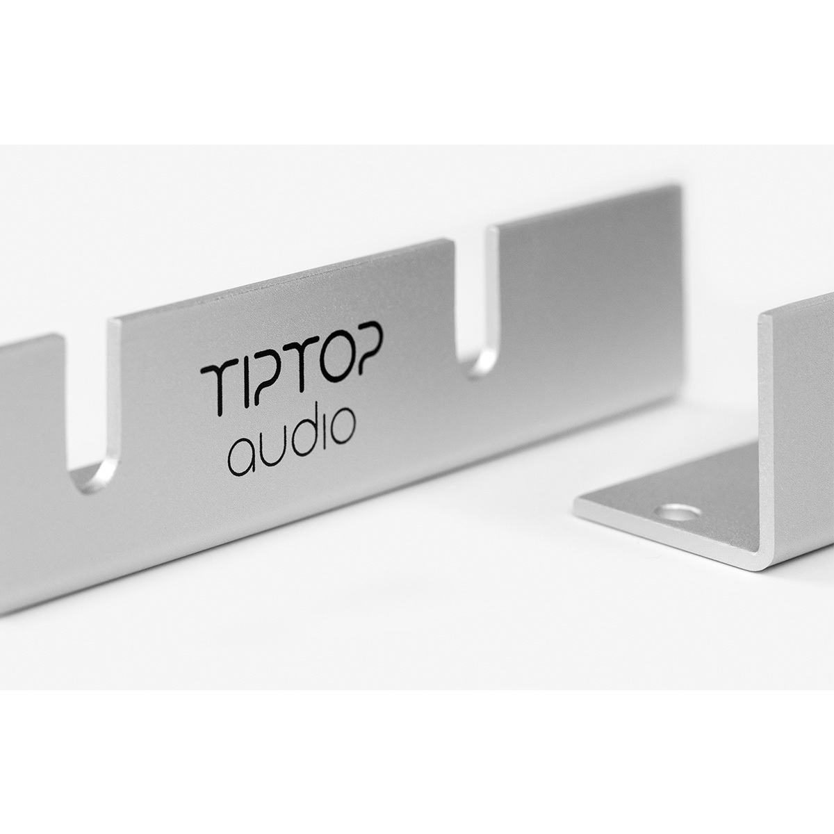 Z-Ears Rack Silver Pair