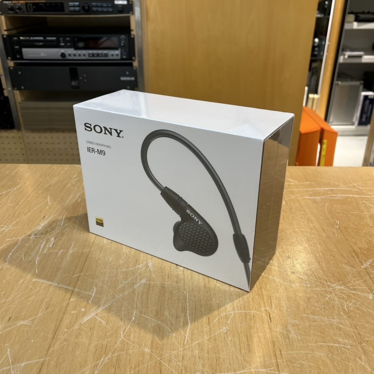 IER-M9 新品未使用品