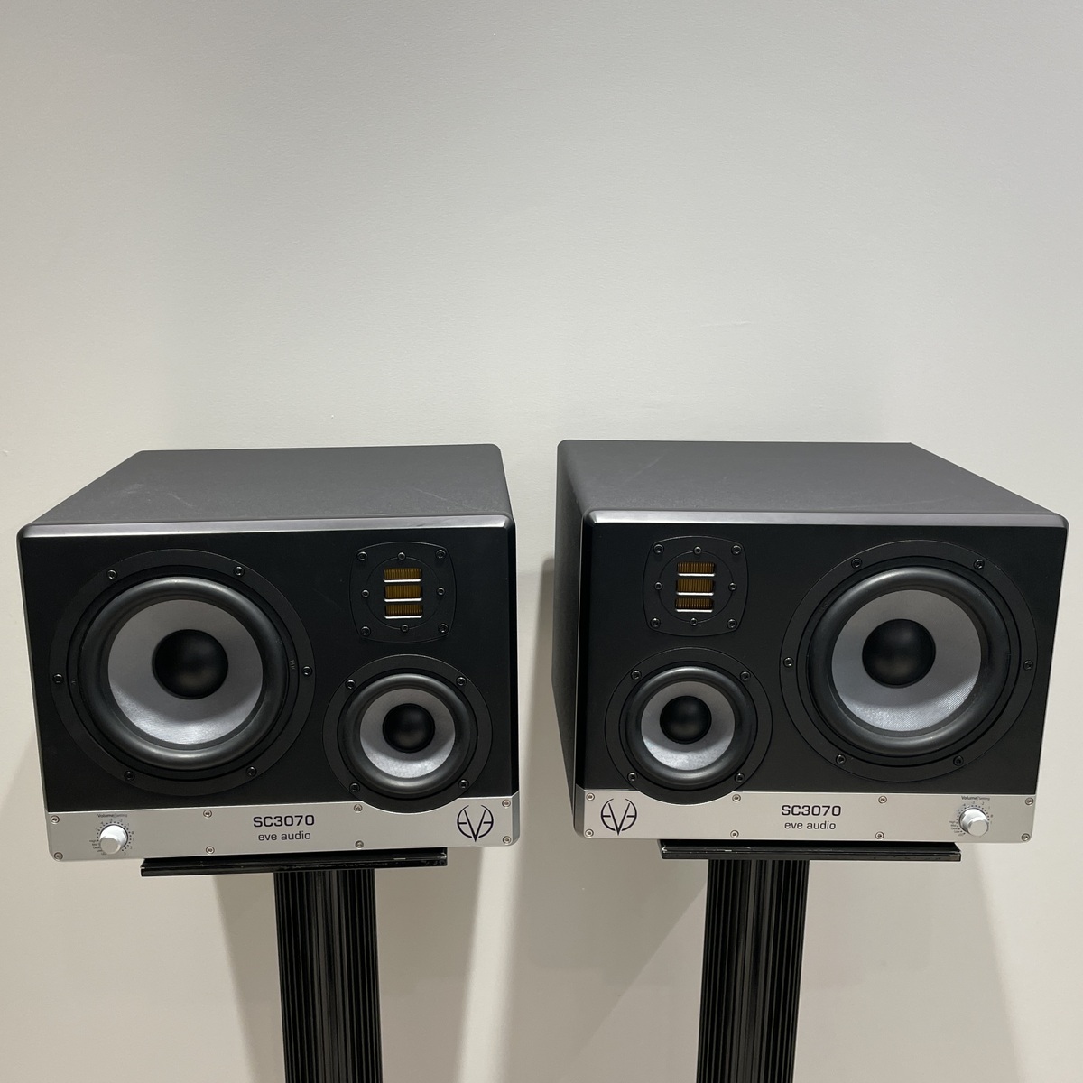 SC3070 3-Way, 7" Active Nearfield / Midfield 展示機（Pair）