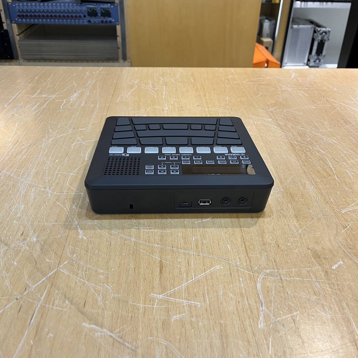 FGDP-50 店頭展示機