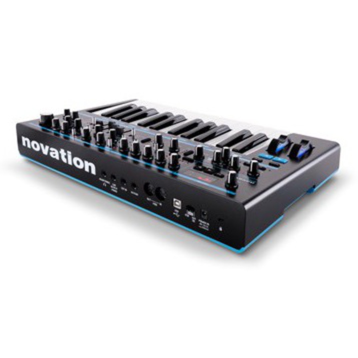 Bass Station II | Rock oN Line eStore