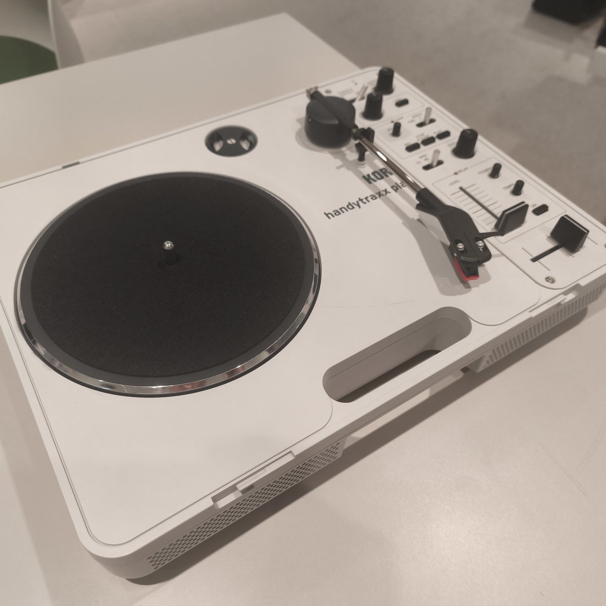 handytraxx play 店頭展示機