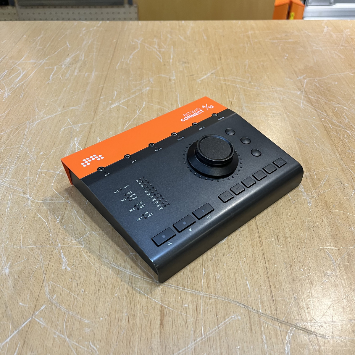 Bitwig Connect 4/12 店頭展示機