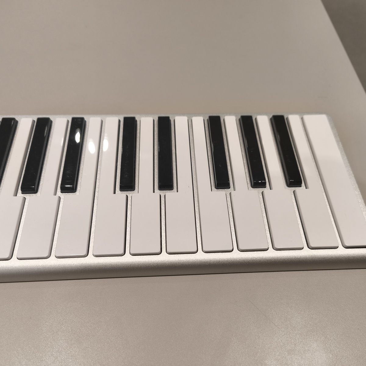 Xkey Air 37 店頭展示機