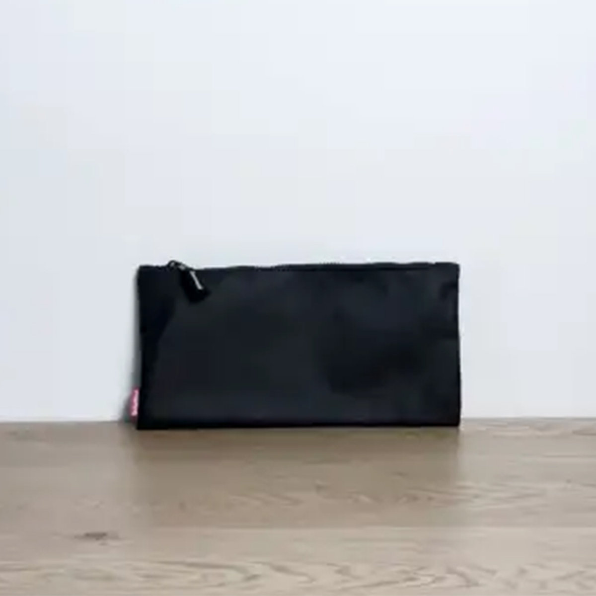 POUCH BAG