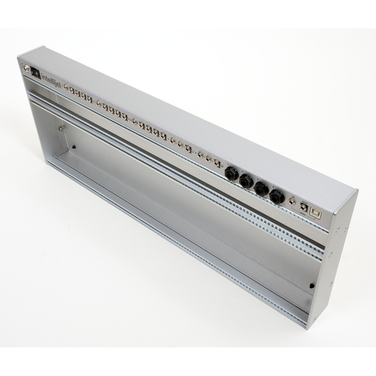 Intellijel 104HP モジュラーケース＋専用Palette ケース付 Intellijel(インテリジェル) Palette 4U x 104HP Silver powered case