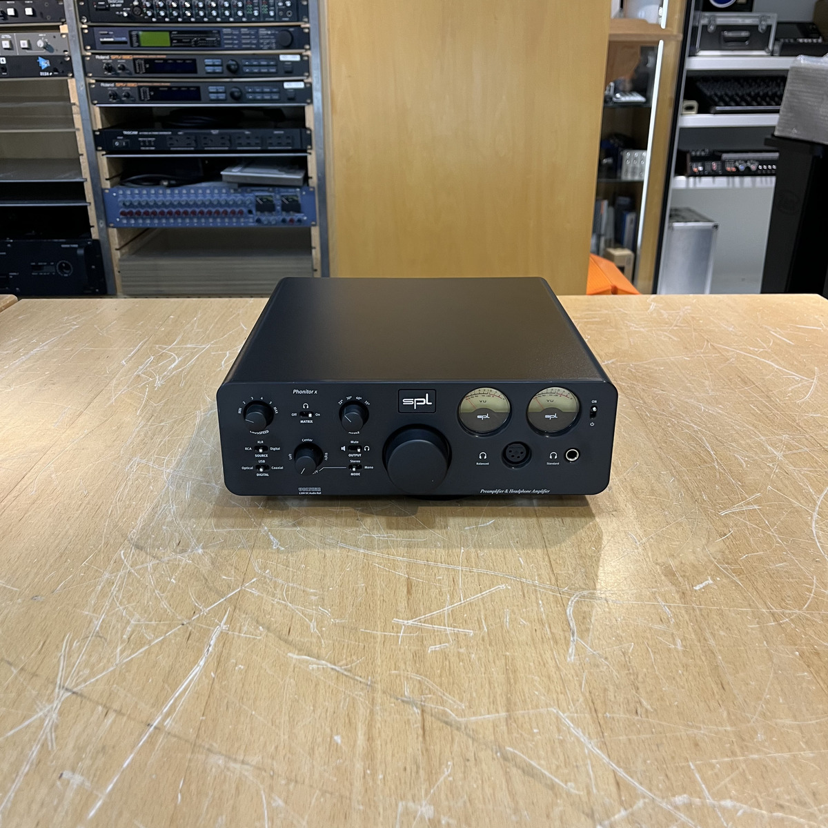 Phonitor x 