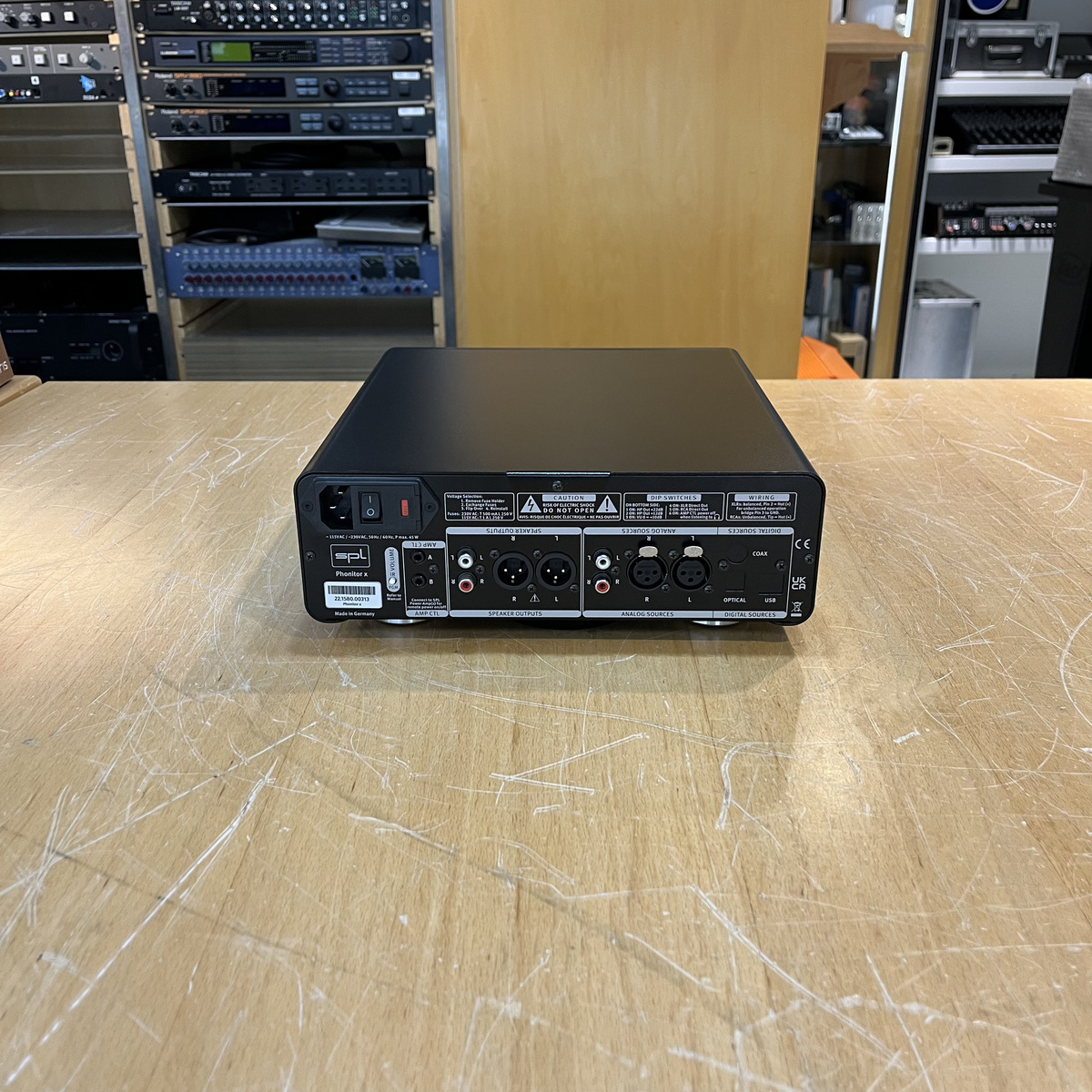 Phonitor x 