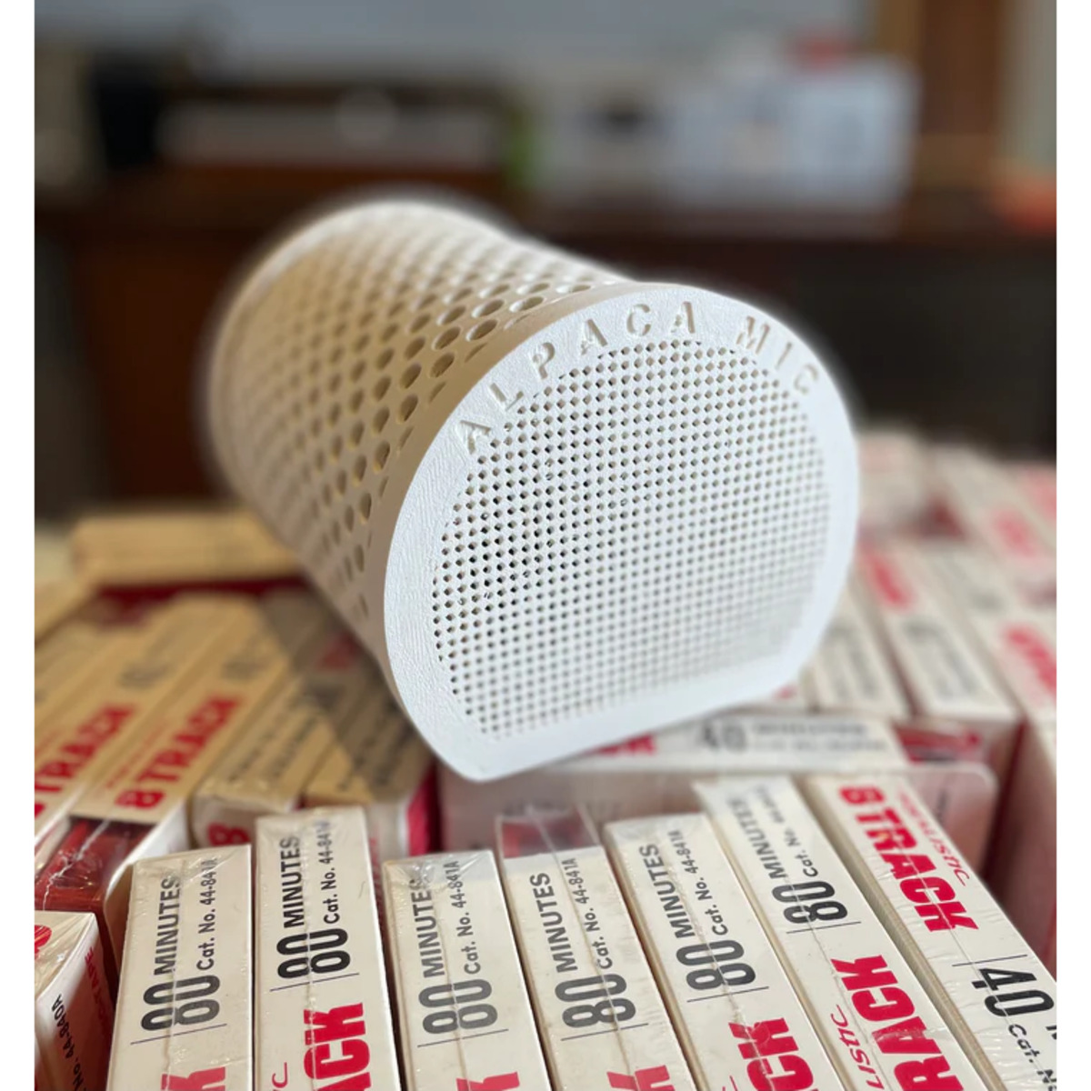 Alpaca Mic White