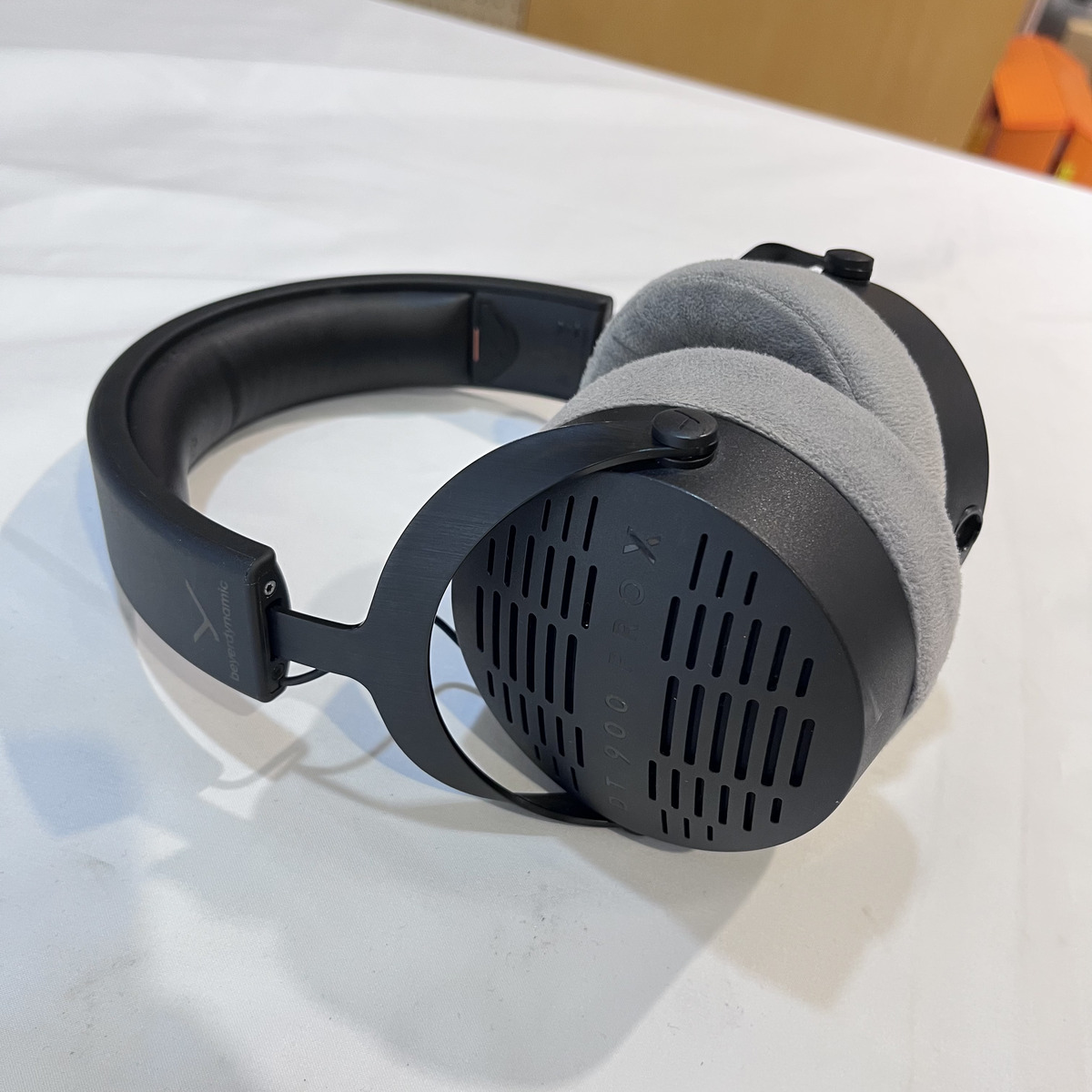 DT 900 PRO X