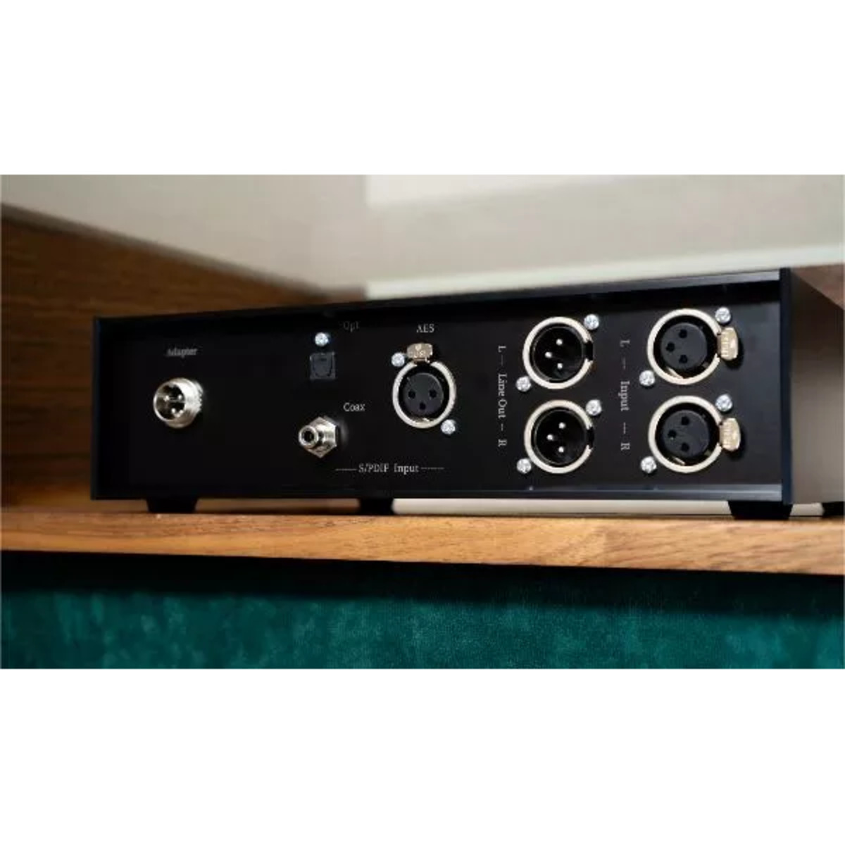 Ultimate Headphone Amplifier DAC版 XLR4 TRS 両対応