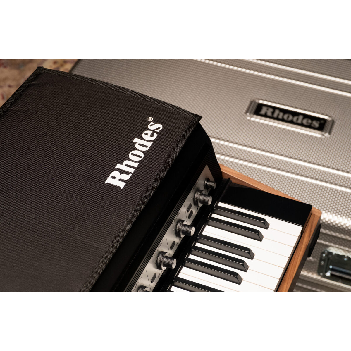 Rhodes Non-Slip Hood Mat