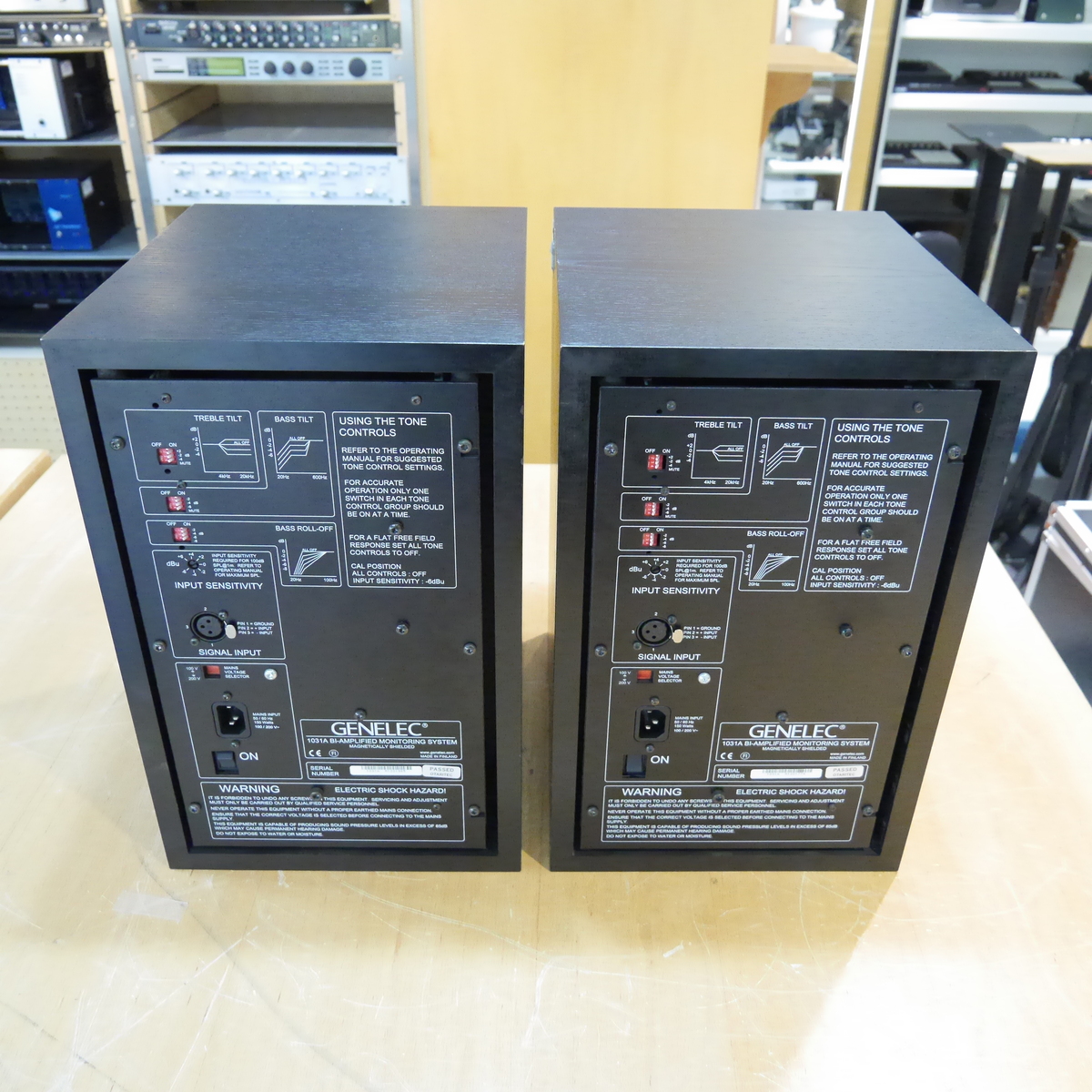 1031A(pair)