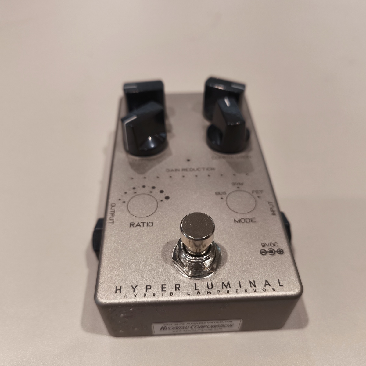 HYPER LUMINAL