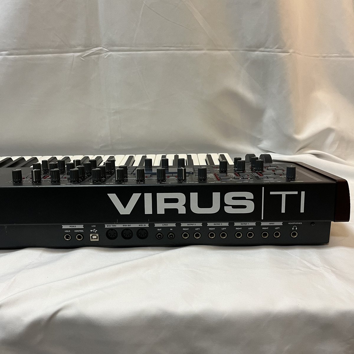 VIRUS TI KEYBOARD