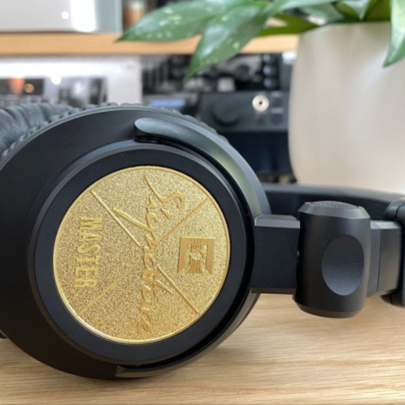 Ultrasone Signature Master mkiiスタッフOが使用感をレビューしました 